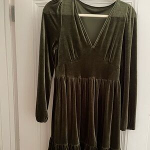 Never worn velvet Halara dress